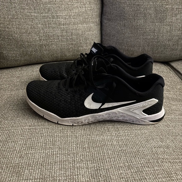 Nike Metcon 4 Training Shoes - Picture 1 of 4